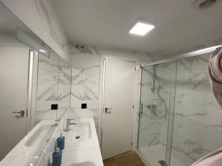 Vivienda Alameda De Santiago Leilighet Santiago de Compostela Eksteriør bilde